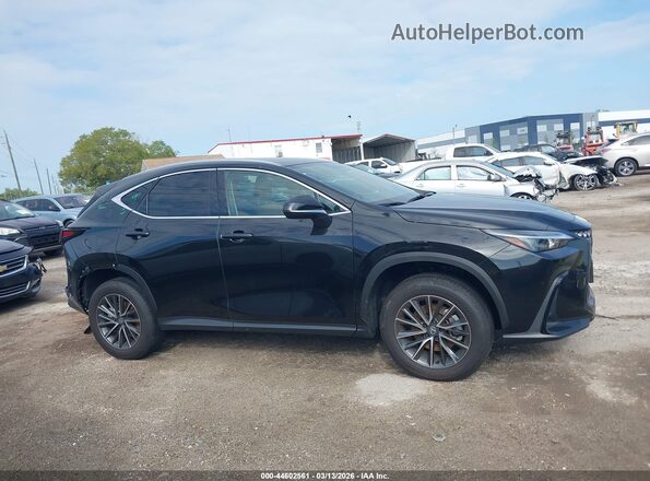 2T2AGCEZ2TC098463 2026 LEXUS NX 350 Black Widok wnętrza z tyłu