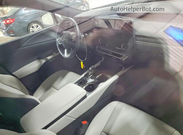 2T2BAMCA2SC091651 2025 LEXUS RX White Առջևի վահանակի տեսք