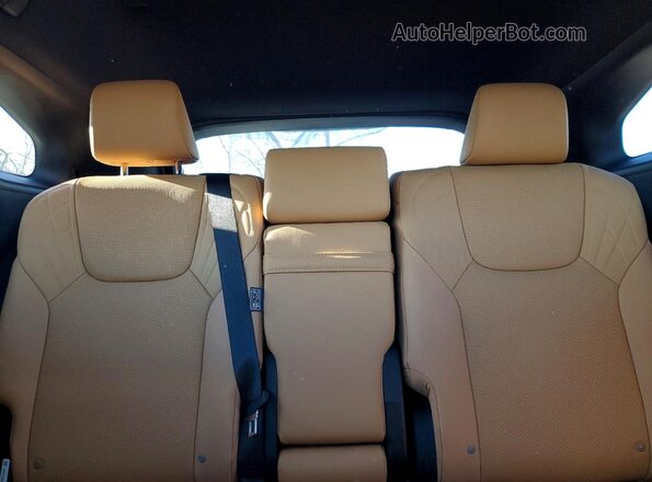 2T2BAMCA8PC034099 2023 LEXUS RX White Rear seats view