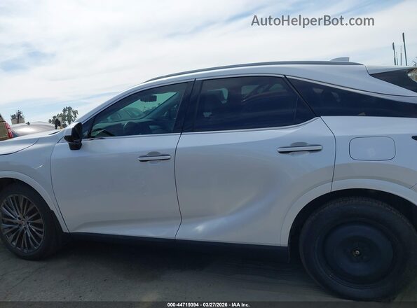 2T2BBMCA6PC011496 2023 LEXUS RX 350H White Սալոնի 360 աստիճան տեսք