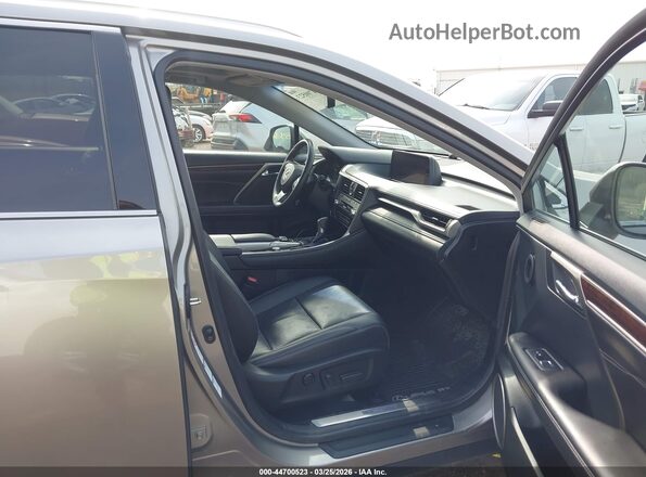 2T2BGMCA4JC024014 2018 LEXUS RX 450H Silver Widok wnętrza z przodu