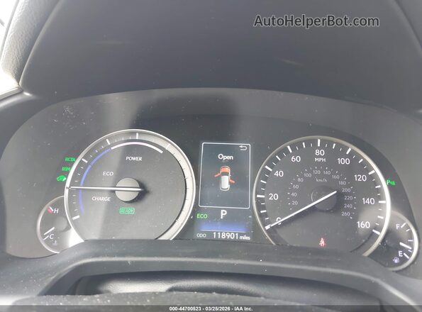 2T2BGMCA4JC024014 2018 LEXUS RX 450H Silver Widok tylnych siedzeń