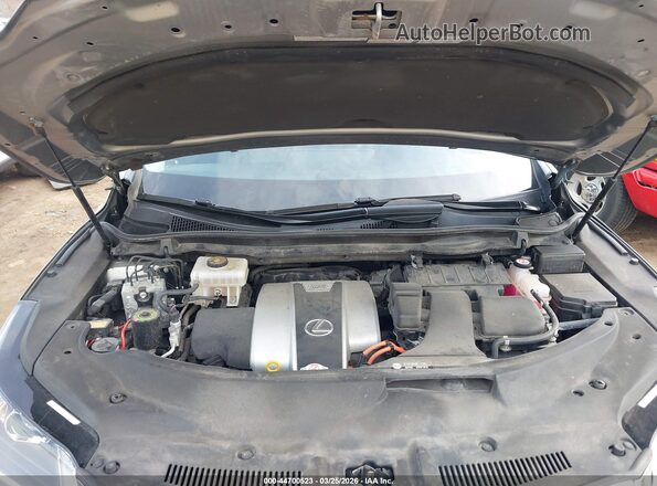 2T2BGMCA4JC024014 2018 LEXUS RX 450H Silver Widok z tyłu