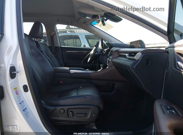 2T2BGMCA9HC016355 2017 LEXUS RX 450H White Вид салону спереду