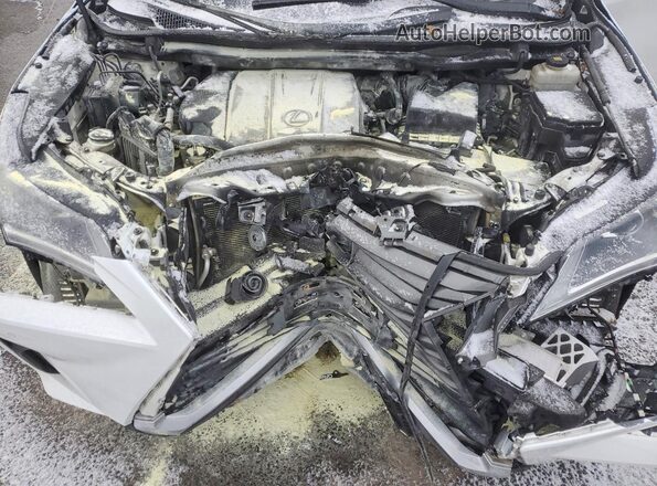2T2BZMCA4JC162565 2018 LEXUS RC White Vista del compartimento del motor