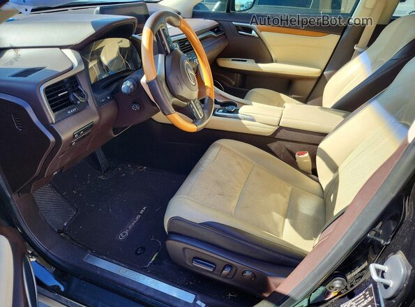 2T2BZMCA6HC071310 2017 LEXUS RX Черный Вид салона спереди