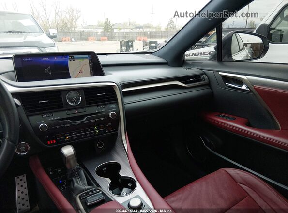 2T2BZMCA6JC142933 2018 LEXUS RX 350 White 