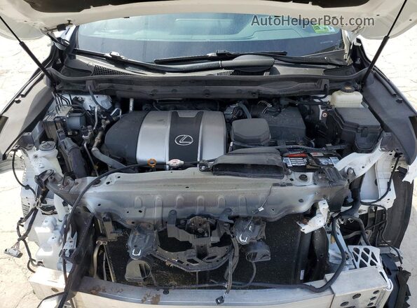 2T2BZMCA8KC194078 2019 LEXUS RX White 