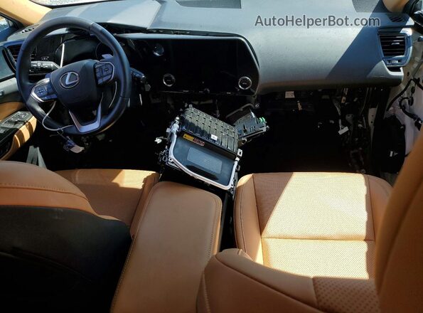 2T2GGCEZ1NC011570 2022 LEXUS NX White Вид панелі приладів