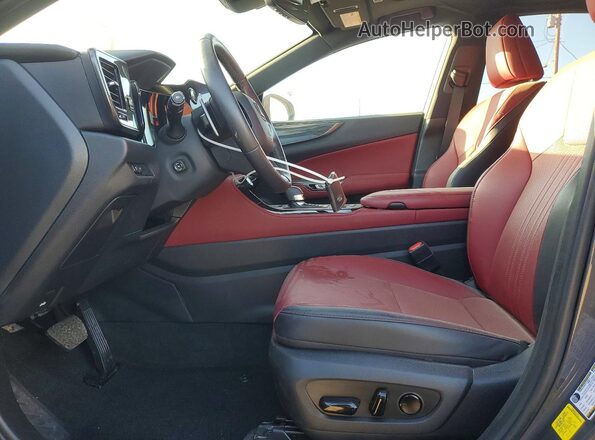 2T2GGCEZ2PC029322 2023 LEXUS NX Серый Вид салона спереди