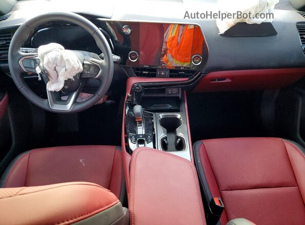 2T2GGCEZ8TC096212 2026 LEXUS NX Белый Вид панели приборов