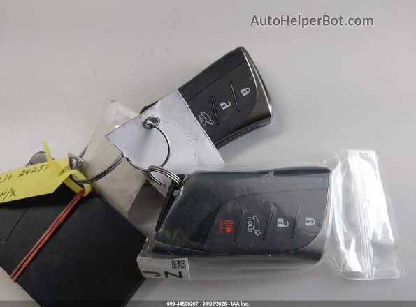 2T2GKCEZ2RC022470 2024 LEXUS NX 350H Желто-коричневый Вид панели приборов