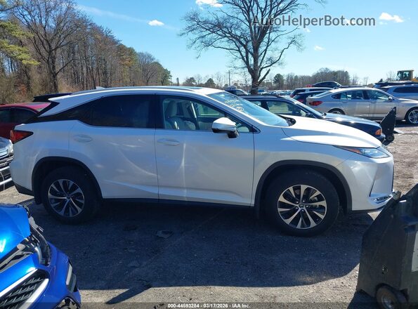2T2HZMDAXNC365782 2022 LEXUS RX 350 White Rear interior view