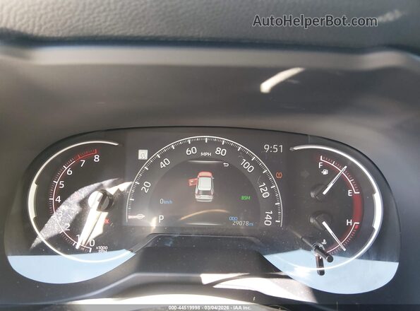 2T3A1RFV1SW547723 2025 TOYOTA LE Black Vista de los asientos traseros
