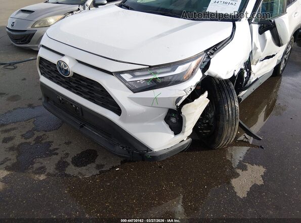 2T3B6RFV4RW065280 2024 TOYOTA LE White Դիմացի տեսք