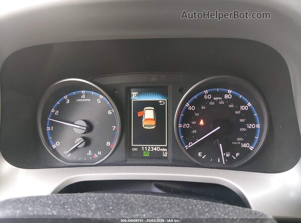 2T3BFREV1JW736362 2018 TOYOTA LE Black Widok tylnych siedzeń