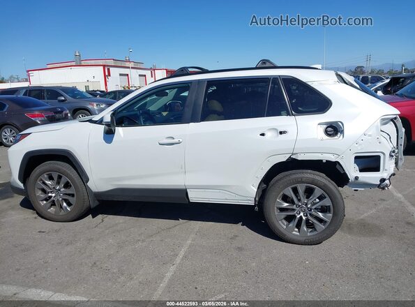 2T3C1RFV6SW424668 2025 TOYOTA LE White 