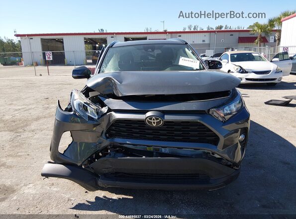 2T3C1RFV7MW170746 2021 TOYOTA LE Gray Вид задньої частини салону