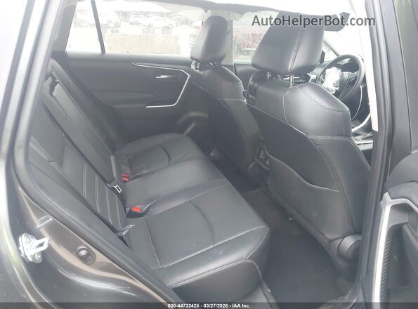 2T3C1RFVXPC245400 2023 TOYOTA LE Gray VIN կոդի պիտակի տեսք