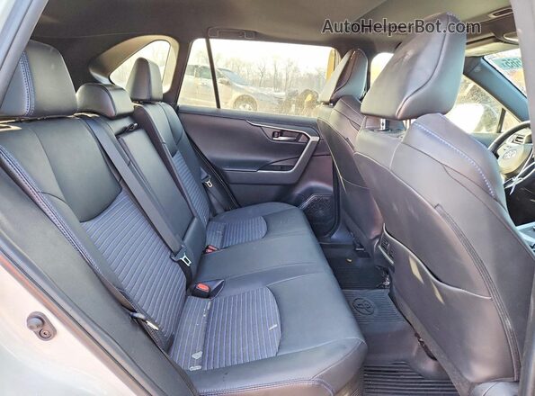 2T3E6RFV0MW015112 2021 TOYOTA RAV4 White Вид задньої частини салону
