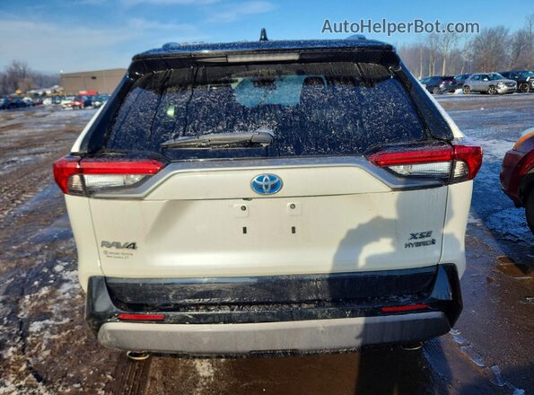 2T3E6RFV0MW015112 2021 TOYOTA RAV4 White Вид ззаду