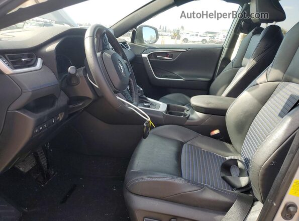 2T3E6RFV3MW024127 2021 TOYOTA RAV4 Silver Вид салону спереду