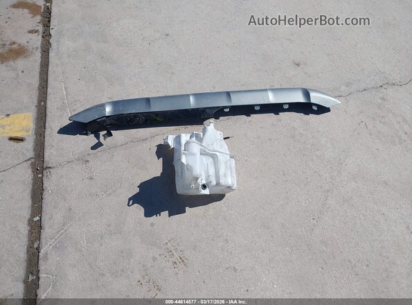 2T3E6RFV5RW059176 2024 TOYOTA RAV4 HYBRID Blue ხელსაწყოთა პანელის ხედი