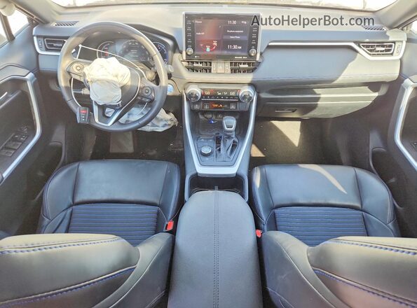 2T3E6RFV9NW033142 2022 TOYOTA RAV4 White წინა პანელის ხედი