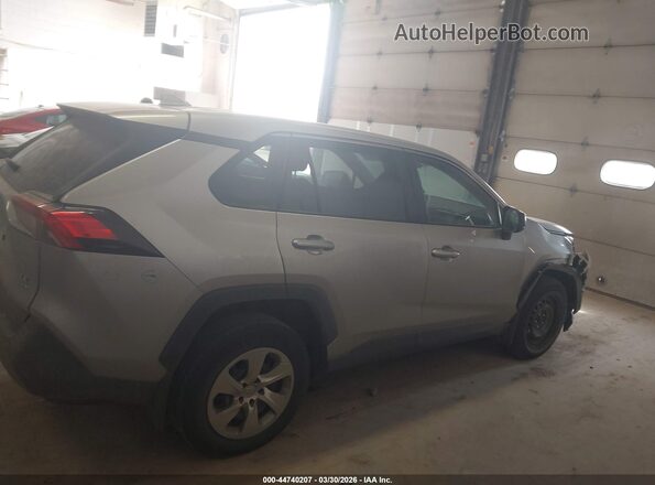 2T3F1RFV2PC336660 2023 TOYOTA LE Silver Вид задньої частини салону