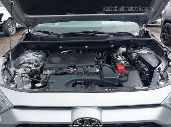 2T3F1RFV8NC300937 2022 TOYOTA LE Silver Հետևի տեսք