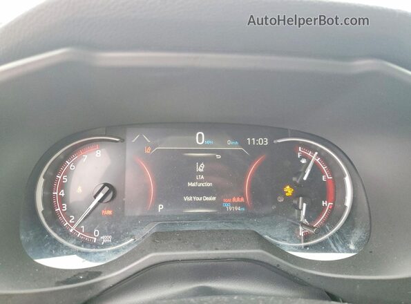 2T3F1RFV8SW529399 2025 TOYOTA LE Red Instrument cluster view