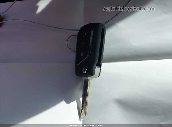 2T3G1RFV0SC571779 2025 TOYOTA LE Черный Вид панели приборов