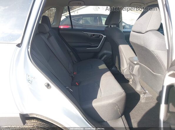 2T3G1RFV0SW523519 2025 TOYOTA LE White 
