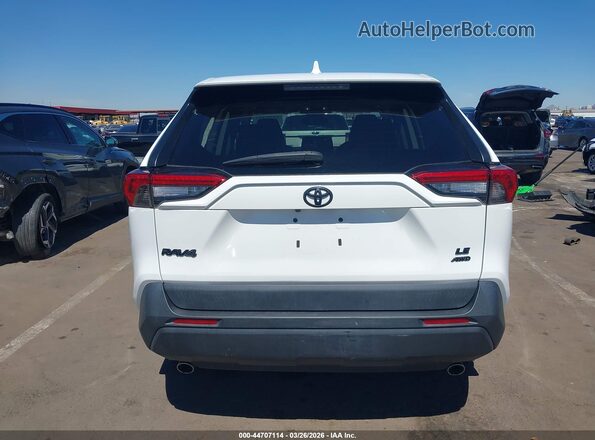 2T3G1RFV8NC272724 2022 TOYOTA LE White 