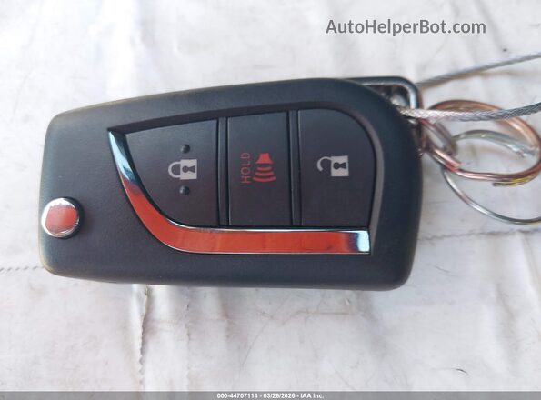 2T3G1RFV8NC272724 2022 TOYOTA LE White Առջևի վահանակի տեսք