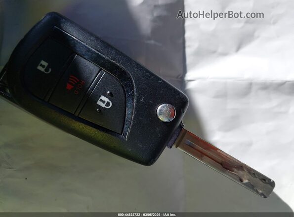 2T3H1RFV3LC035835 2020 TOYOTA LE Maroon Dashboard view