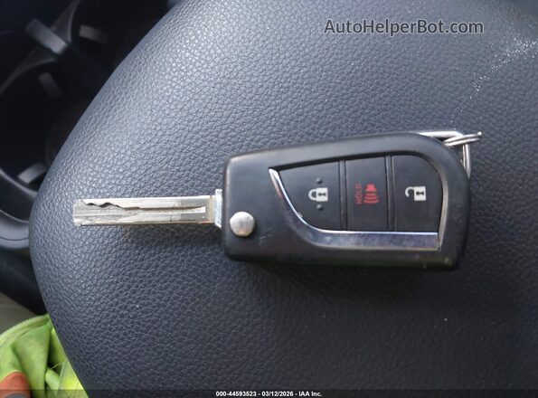2T3H1RFV4RC300559 2024 TOYOTA LE White 
