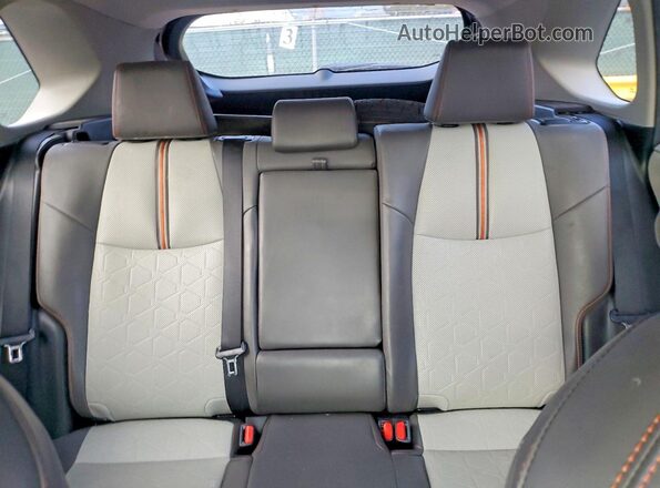 2T3J1RFV1KW019681 2019 TOYOTA RAV4 Black Widok tylnych siedzeń
