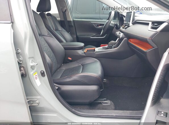 2T3J1RFVXKW019890 2019 TOYOTA RAV4 Green Սալոնի դիմացի տեսք