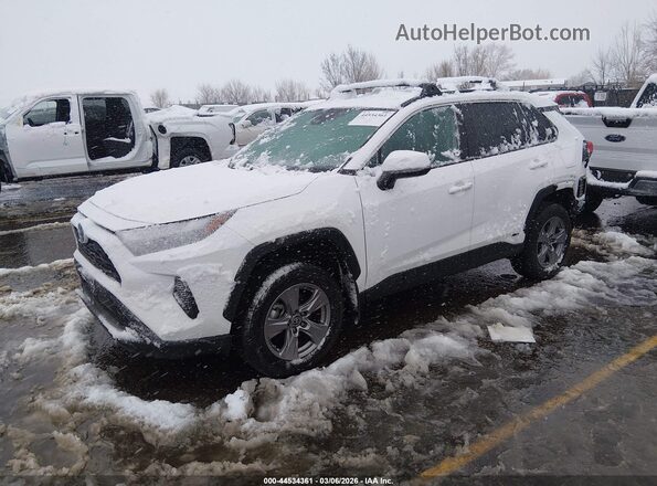 2T3MWRFV5RW190362 2024 TOYOTA LE White Przód lewy
