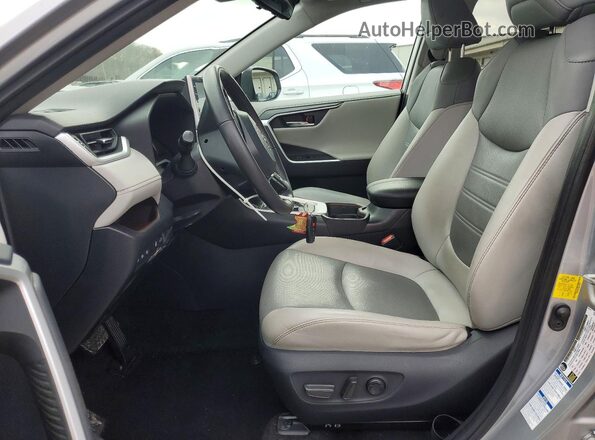 2T3N1RFV3KW075607 2019 TOYOTA LIMITED Silver 