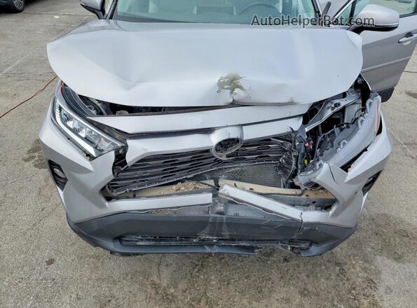 2T3N1RFV3KW075607 2019 TOYOTA LIMITED Silver 