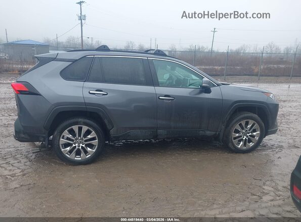 2T3N1RFV6MC209689 2021 TOYOTA LIMITED Gray Սալոնի հետևի տեսք