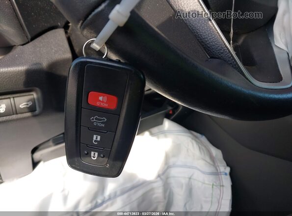 2T3P1RFV4NC294252 2022 TOYOTA LE Серый Вид панели приборов