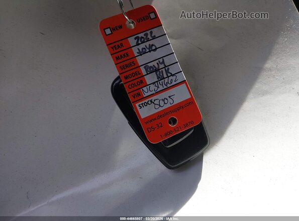 2T3P1RFV4NC314662 2022 TOYOTA LE Черный Вид панели приборов