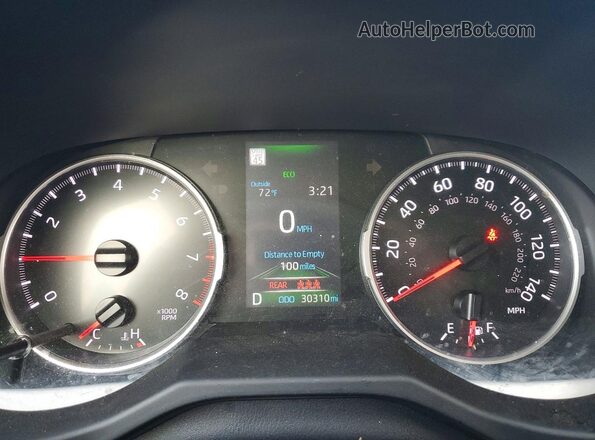 2T3P1RFV4NW324462 2022 TOYOTA LE Silver Instrument cluster view