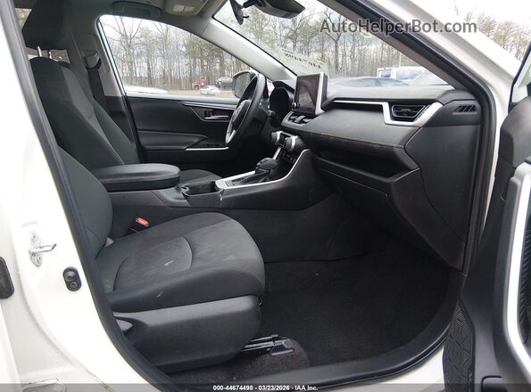 2T3P1RFV4PC374928 2023 TOYOTA LE White Widok wnętrza z przodu
