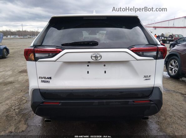 2T3P1RFV4PC374928 2023 TOYOTA LE White 