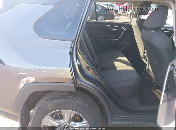 2T3P1RFVXRC442734 2024 TOYOTA LE Gray Widok naklejki z numerem VIN