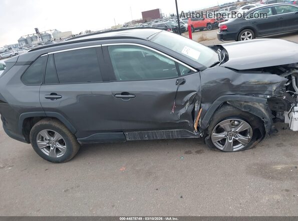 2T3P1RFVXRW421879 2024 TOYOTA LE Серый 
